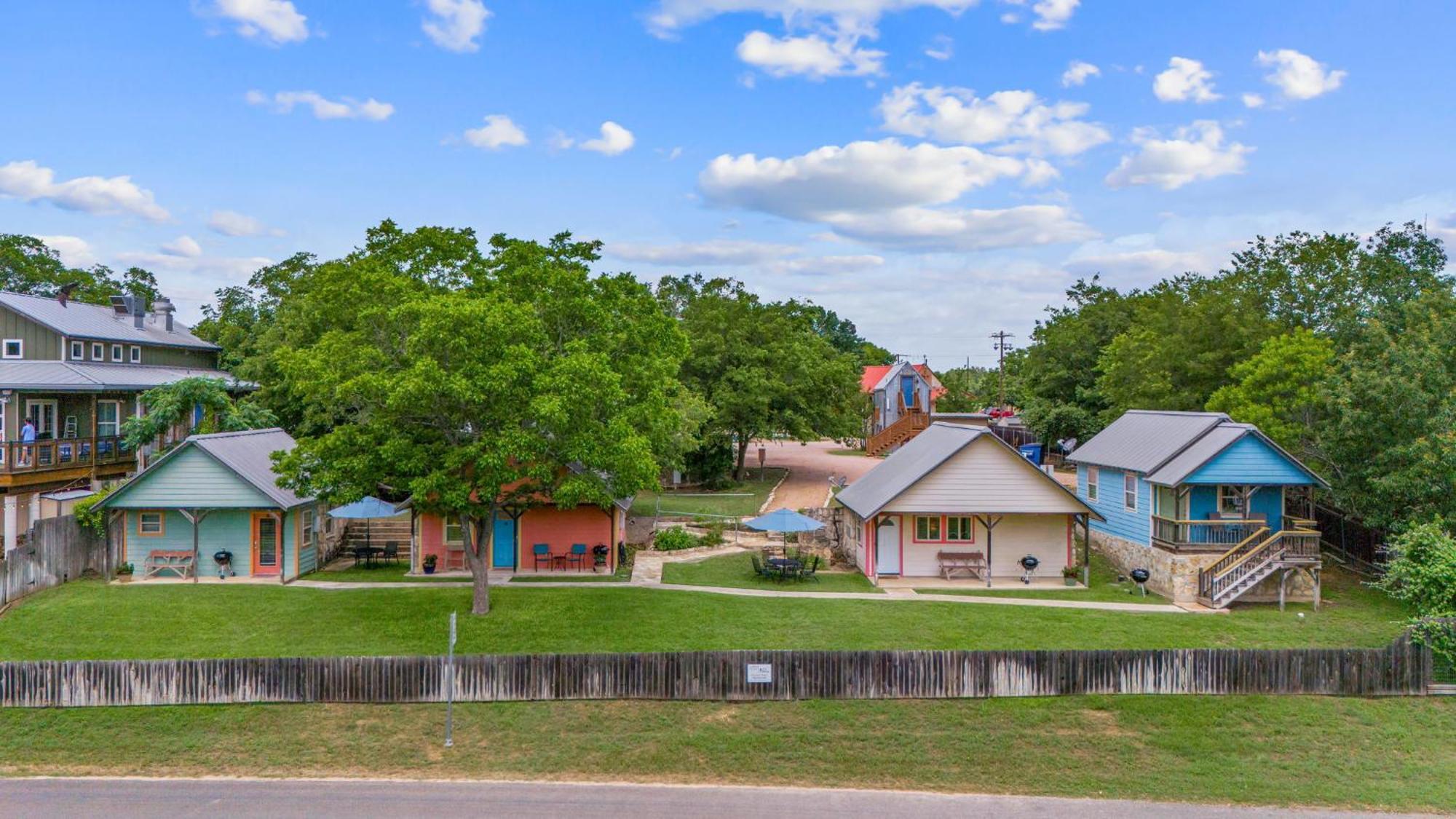 Blanco Riverside Cottages 외부 사진