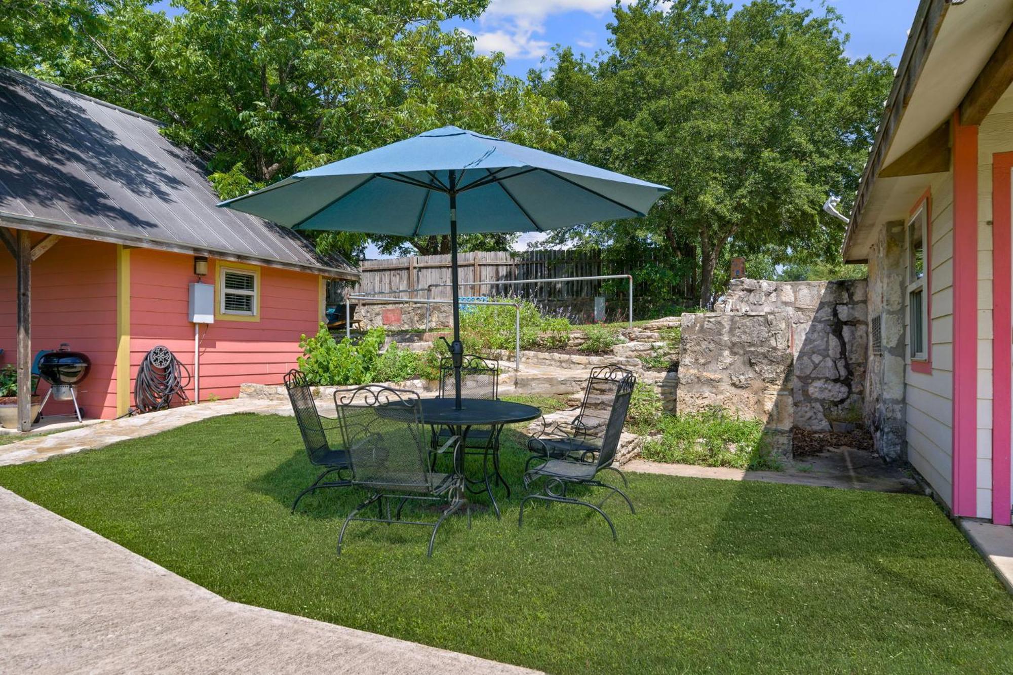 Blanco Riverside Cottages 외부 사진